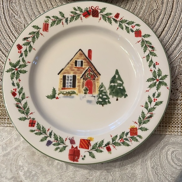 LENOX HOLIDAY INSPIRATIONS & ILLUSTRATIONS PLATES Set of 2- HOUSE - 9" 0807E EUC - Picture 2 of 4